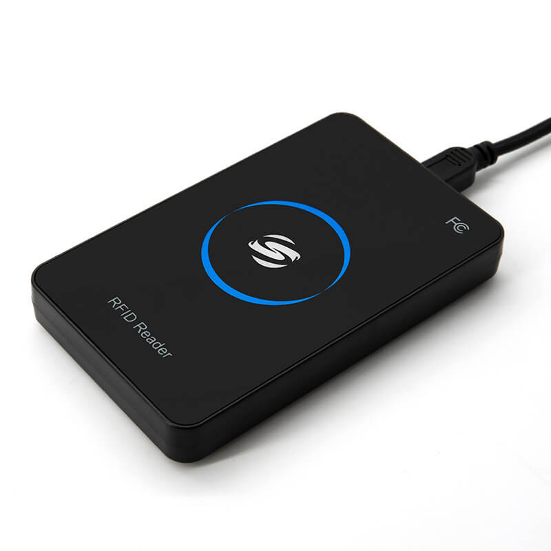 صورة المنتج قارئ RFID HF عبر USB لأنظمة الدفع غير النقدي تُظهر الهيكل المقاوم للماء ضمن فئة قارئات LF RFID بتردد 125KHz.