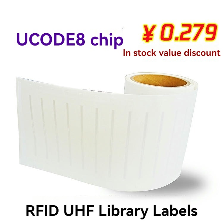 تعرض هذه الصورة البيعية منظرًا أماميًا آخر للفة ملصقات RFID مكتبية فارغة مع نص ترويجي لشريحة UCODE8.