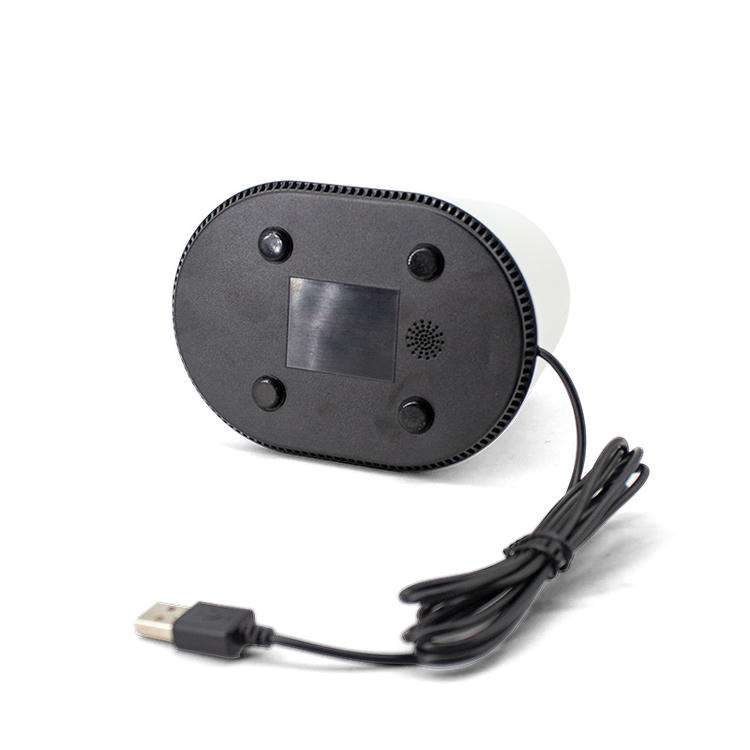 منظر سفلي لماسح الدفع R46 يوضح قواعد التثبيت ولوحة القاعدة وفتحات الجرس وكابل USB المتصل.