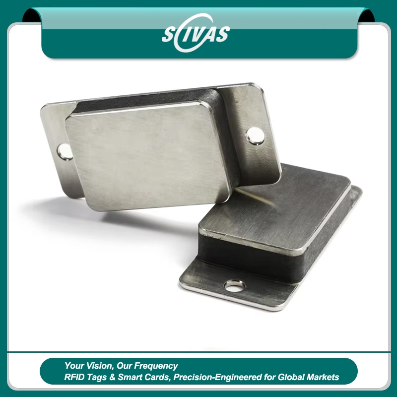 منظر أمامي لوسم RFID ذي التثبيت المتساطح HTR5625-1، يُظهر تصميمه الدائري من الفولاذ المقاوم للصدأ لتعريف القوالب بصورة دائمة