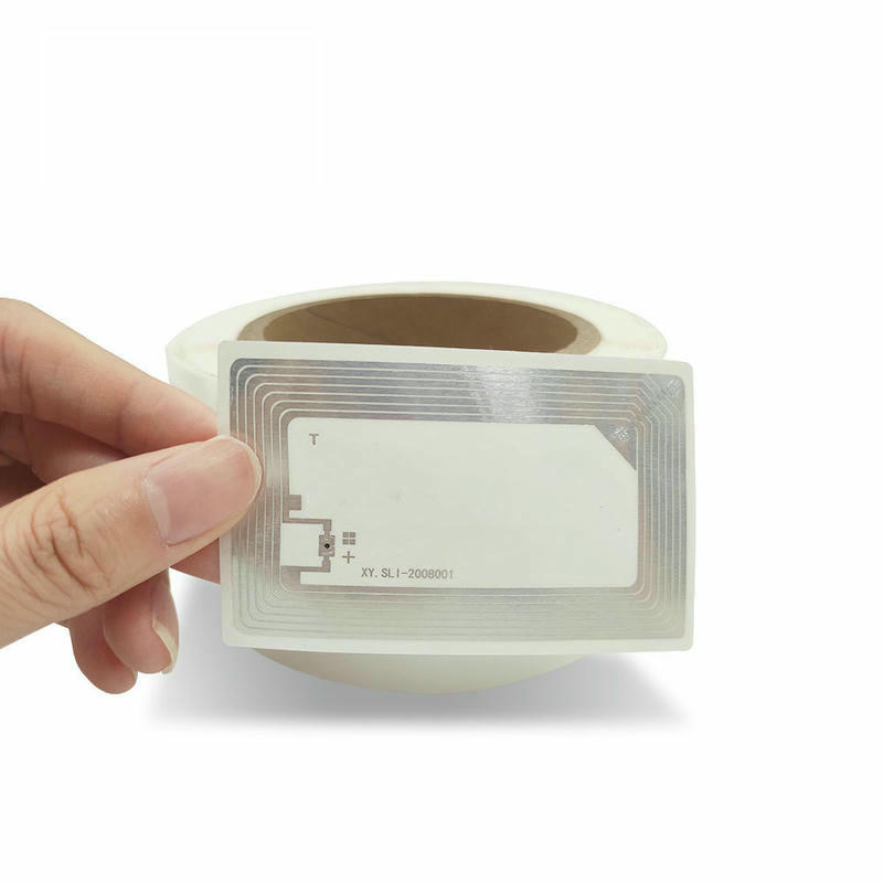 تُستخدم ملصقات RFID HF عالية التردد على نطاق واسع في بيئات المكاتب للتحكم في دخول الموظفين وإدارة أمن المباني