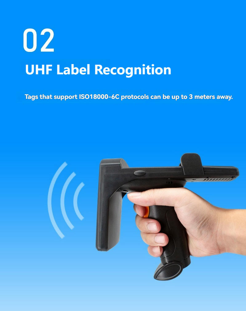 منظر قريب لوحدة هوائي UHF الداخلية يوضح التقنية المستخدمة في R12 لتحقيق تحديد موثوق للوسوم.