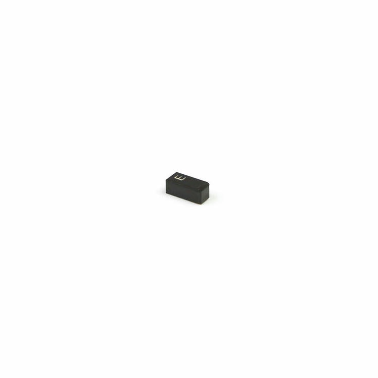 يوفر الجسم الخزفي المتين لعلامة RFID C0502-1 حماية IP68 من الحرارة والمواد الكيميائية في البيئات القاسية.